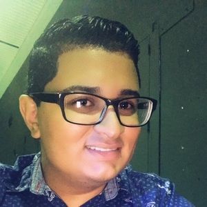 Meet your Posher, Abiel